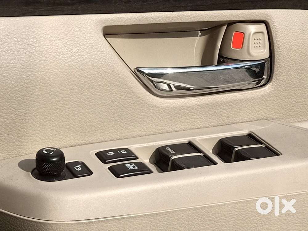 Maruti Suzuki Ertiga Zxi At, 2022, Petrol