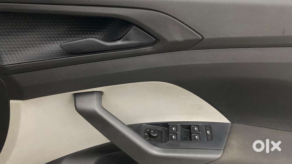 Skoda Kushaq 1.0 Tsi Active, 2022, Petrol