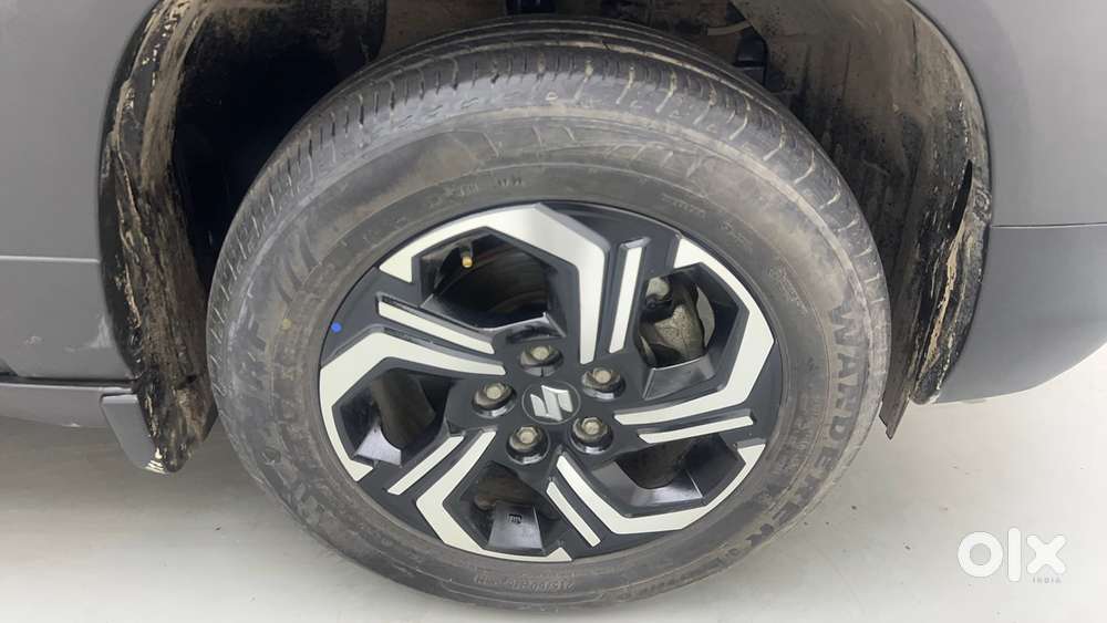 Maruti Suzuki Brezza Zxi Plus At, 2023, Petrol