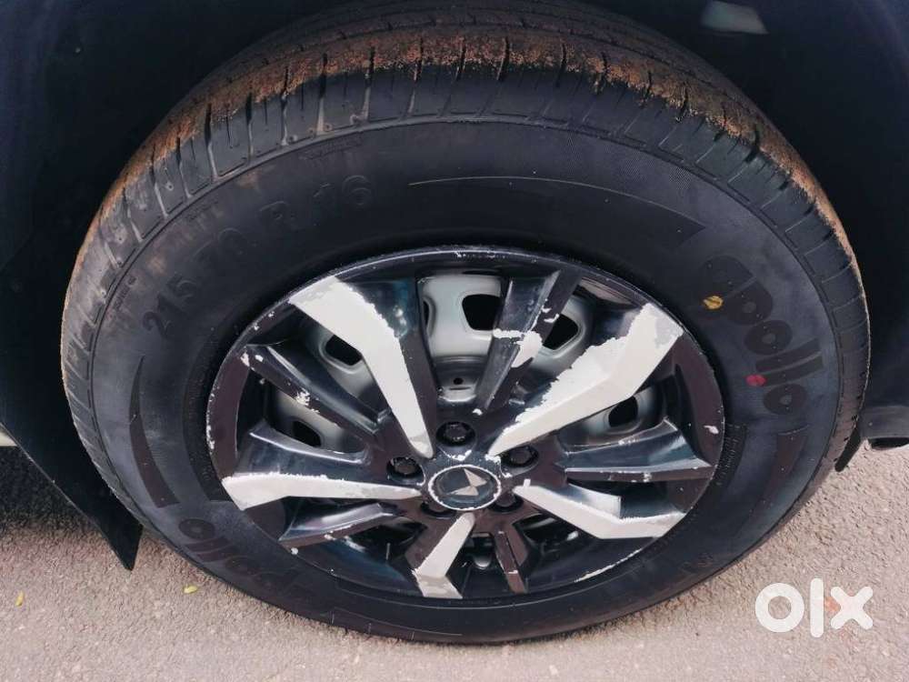 Mahindra Tuv 300 Plus P4, 2024, Diesel