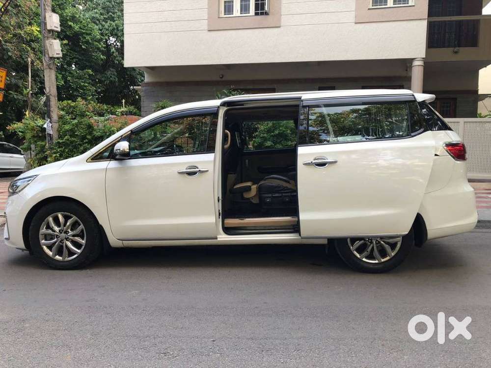 Kia Carnival Limousine Plus 7 Str, 2021, Diesel