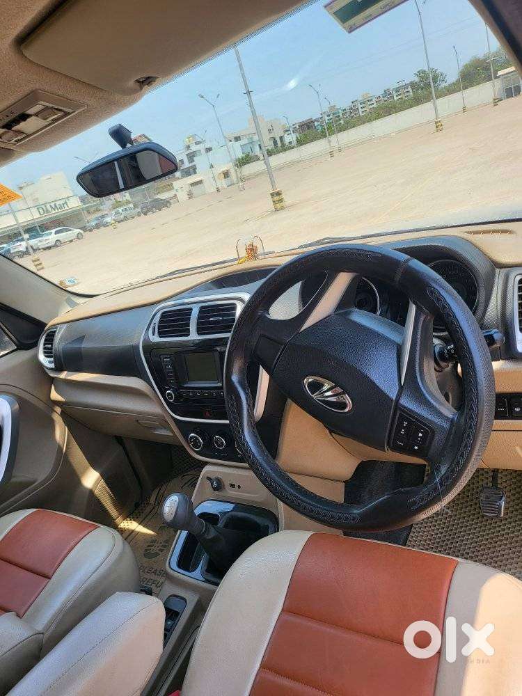 Mahindra Tuv 300 T8, 2015, Diesel