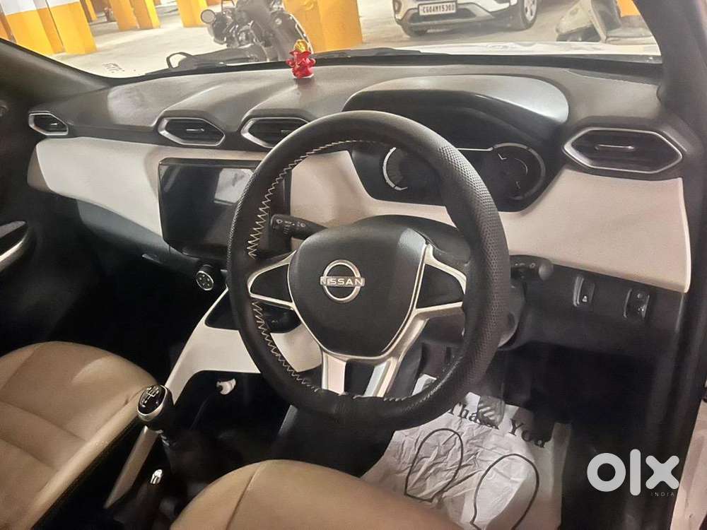 Nissan Magnite 2024 Petrol 7400 Km Driven