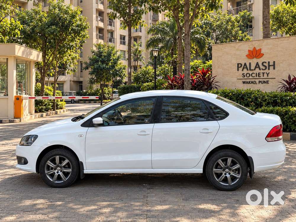 Volkswagen Vento Sport 1.2 Tsi At, 2015, Petrol