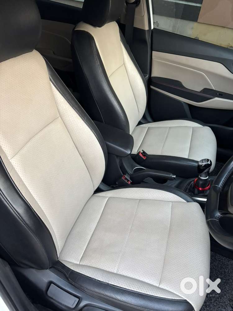 Hyundai Fluidic Verna