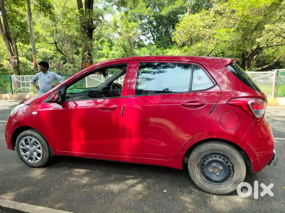 Hyundai Grand I10 Sportz 2017 Petrol Automatic