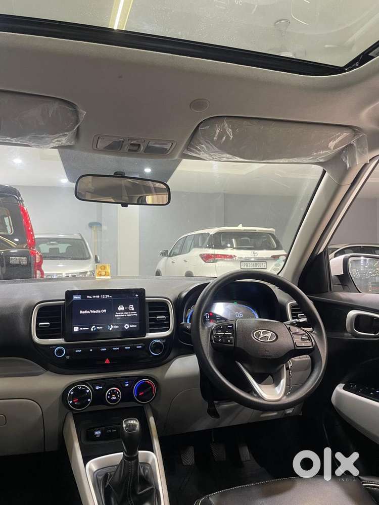 Hyundai Venue S (o) 1.2 Petrol Knight Edition, 2025, Petrol