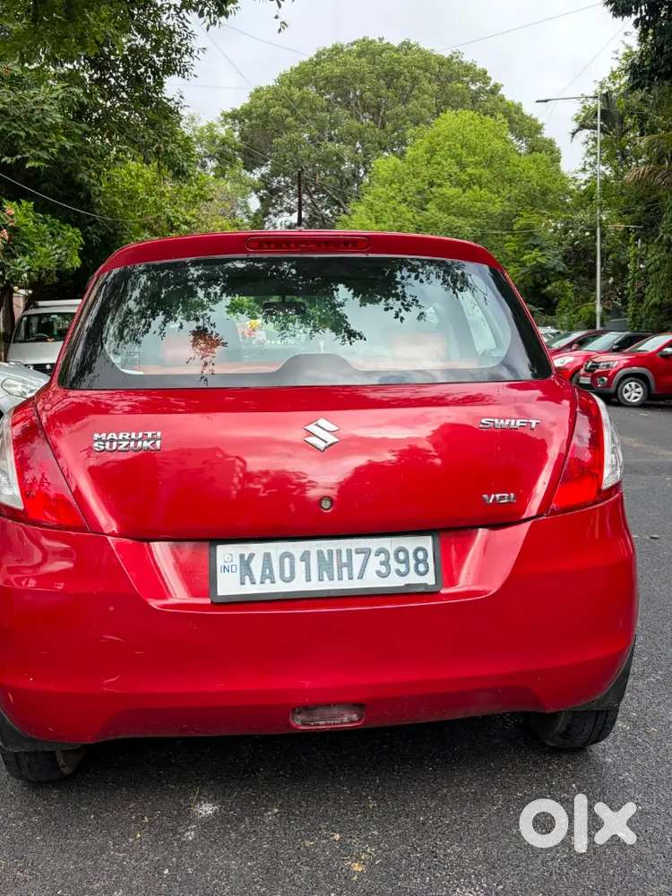 Maruti Suzuki Swift 2015 Diesel 86000 Km Driven