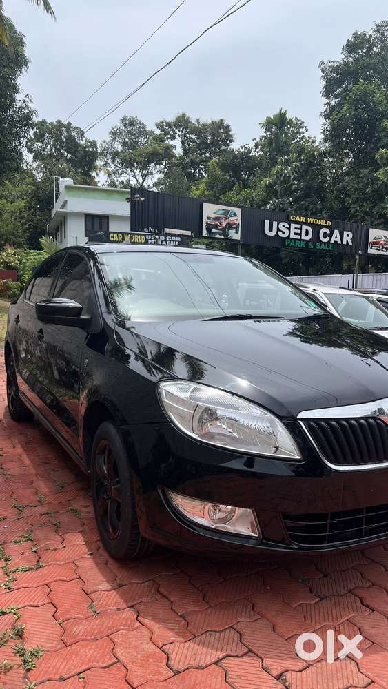 Skoda Rapid 2011-2013 1.6 Tdi Ambition Plus Alloy, 2012, Diesel