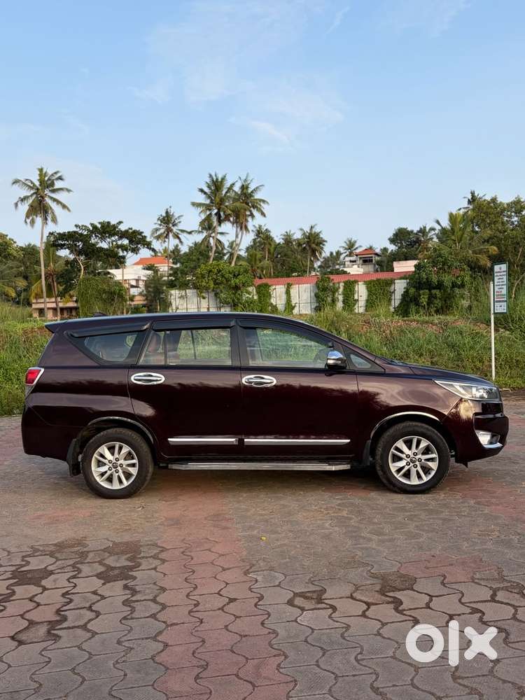 Toyota Innova Crysta 2.4 Gx Mt, 2016, Diesel