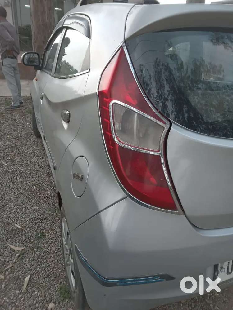 Hyundai Eon 2012 Lpg 76000 Km Driven Document Complete