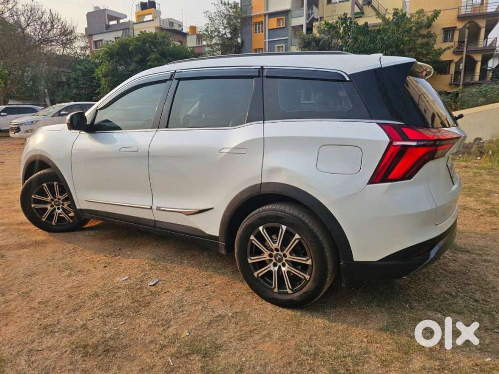 Mahindra Xuv700 2.2 Ax 7 Diesel Mt Luxury Pack Str, 2022, Diesel