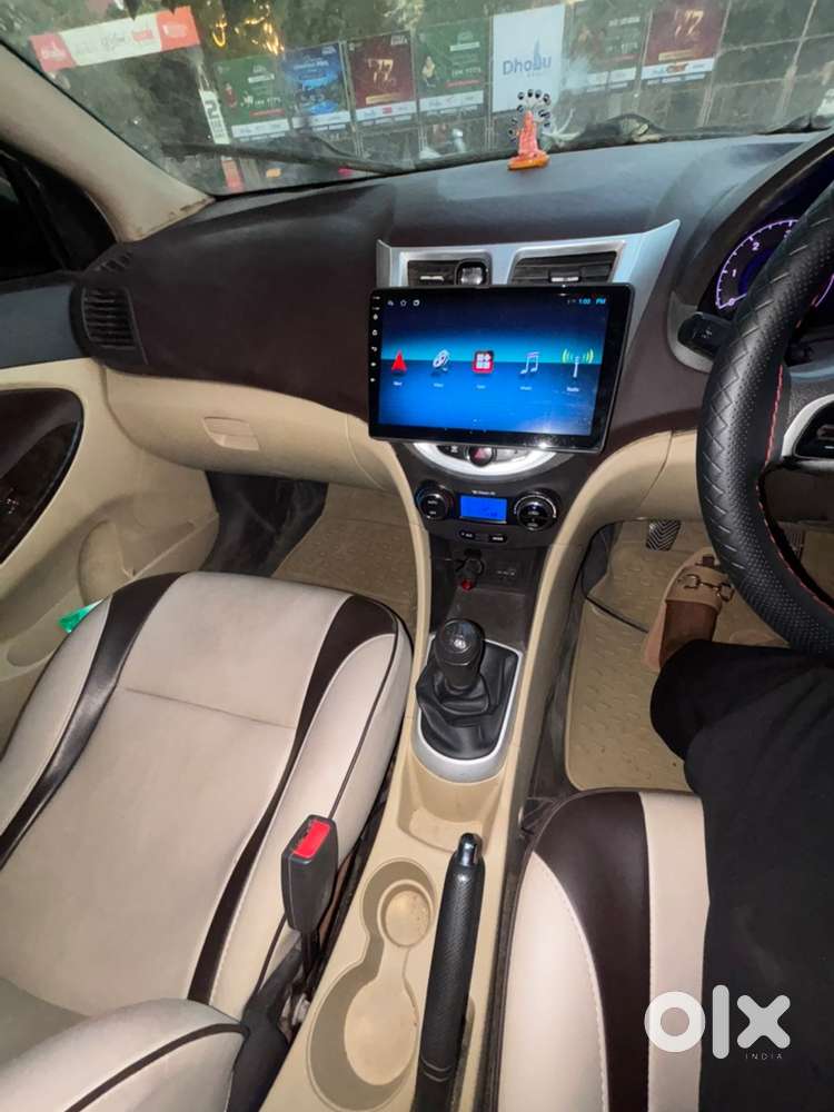 Hyundai Fluidic Verna 2013