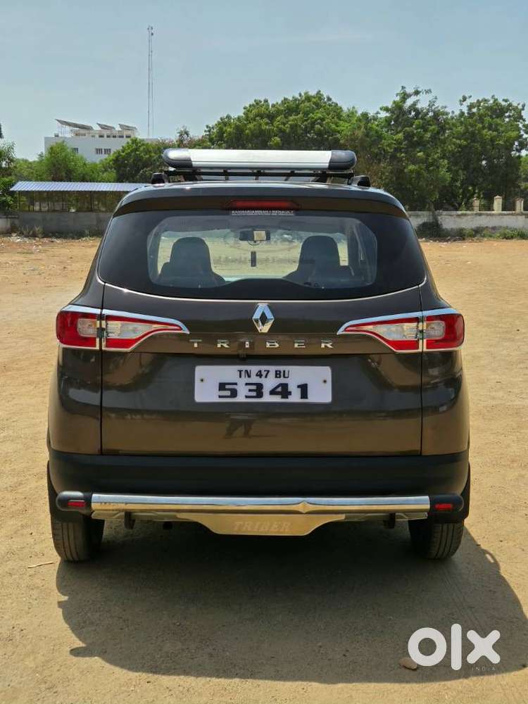Renault Triber Rxt, 2022, Petrol
