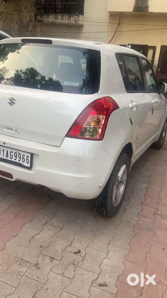 Maruti Suzuki Swift 2011 Lxi