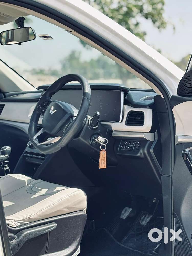 Mahindra Xuv700 2.2 Ax 5 Diesel Mt 7 Str, 2023, Diesel