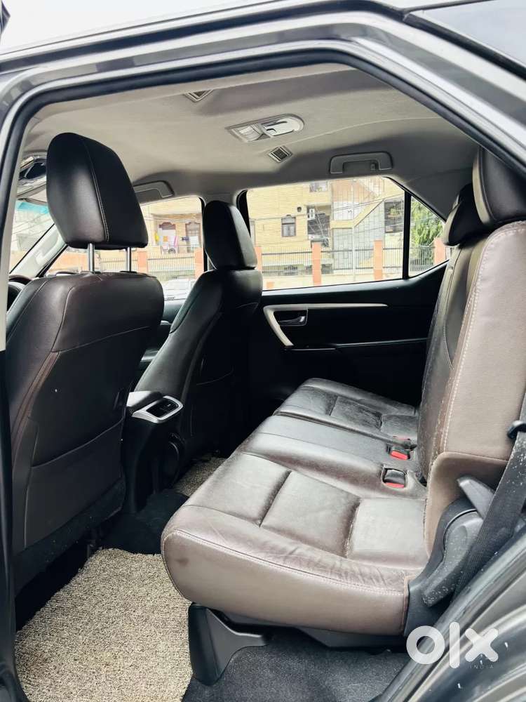 Toyota Fortuner 4x2 At, 2017, Diesel