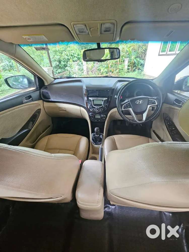 Hyundai Verna 2011 Petrol 120000 Km Driven