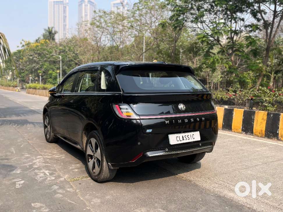 Mg Windsor Ev Exclusive, 2025, Petrol