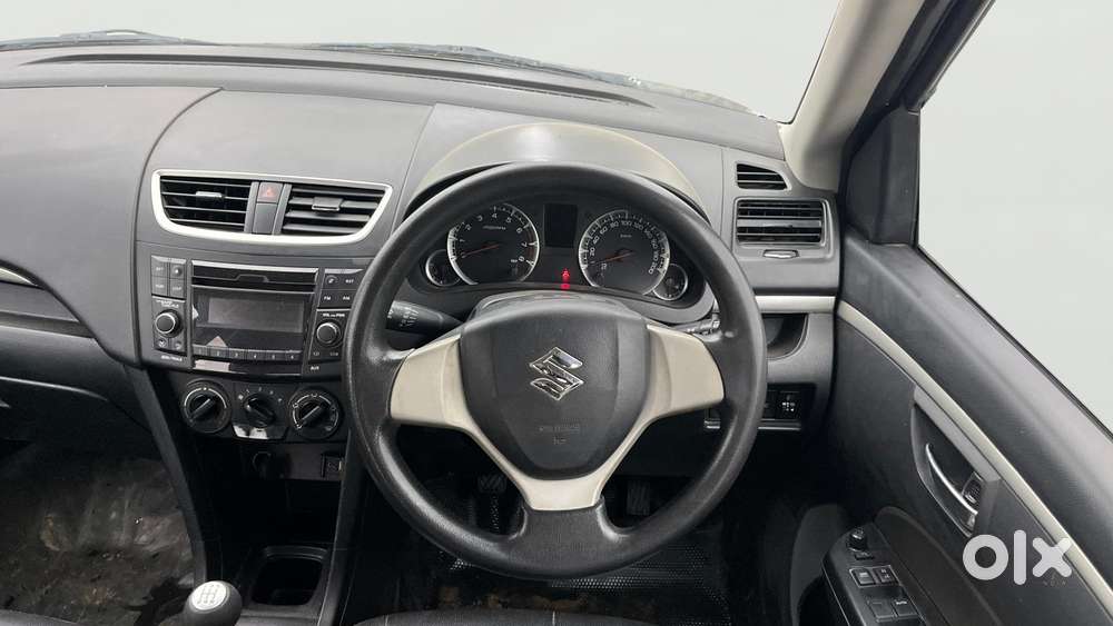 Maruti Suzuki Swift Vxi, 2017, Petrol