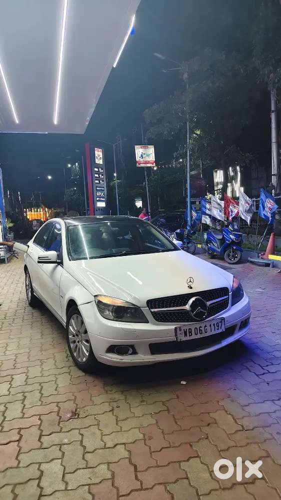 Mercedes-benz C-class 2011se 2032 Tak 6 Gari Hai Lena Ho To Sms Kare