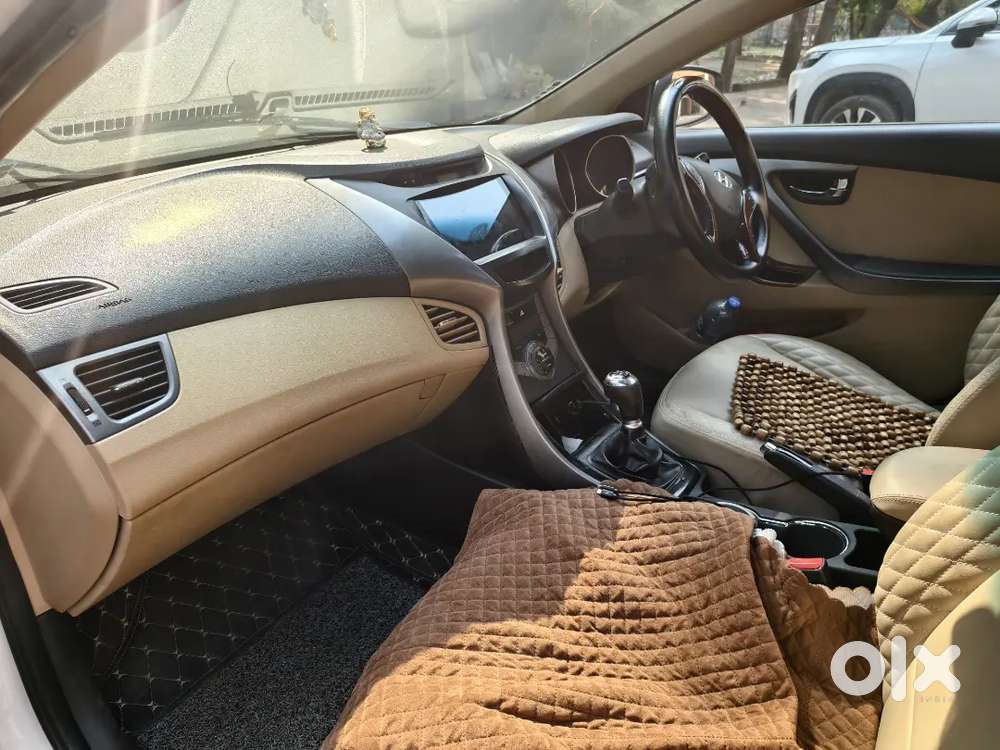 Hyundai Elantra Diesel 2012  Manual  Well Maintained  White
