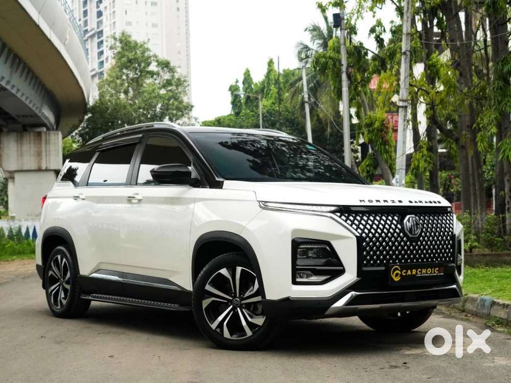 Mg Hector Plus Savvy Pro 1.5 Turbo Petrol Cvt 7 Str Dual Tone, 2024,..
