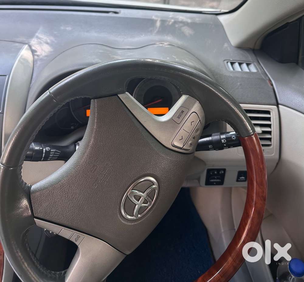 2010 Toyota Corolla Altis  Single Owner  60,000 Km  Full Service