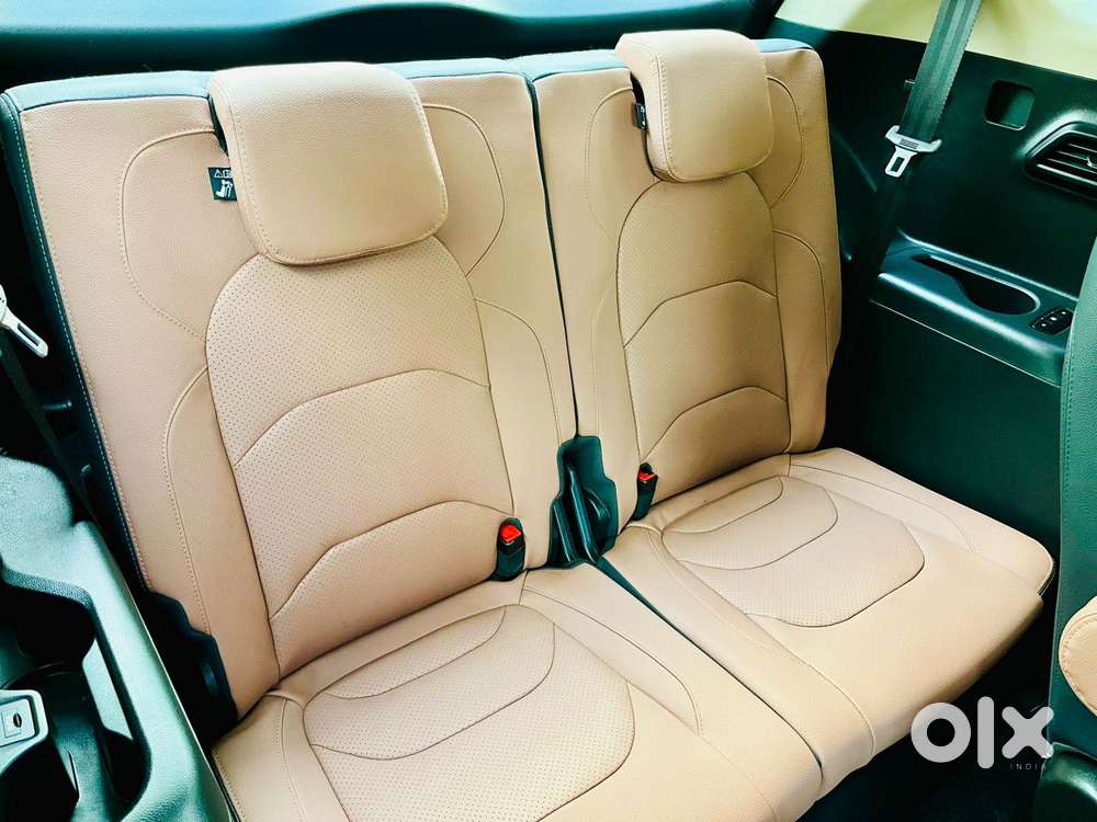 Mg Hector Plus Sharp Pro 1.5 Turbo Petrol Cvt 6 Str, 2023, Petrol