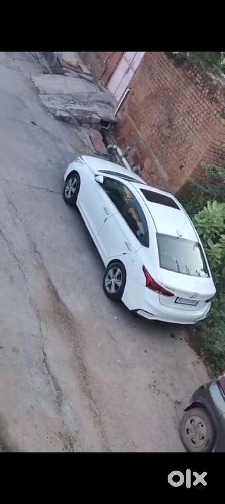 Hyundai Verna Diesel 2018 Well Maintained