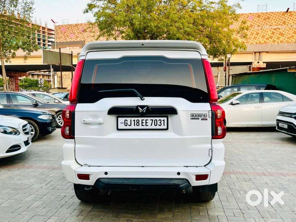 Mahindra Scorpio Classic 2.2 S 11 Mt 7 Str, 2024, Diesel