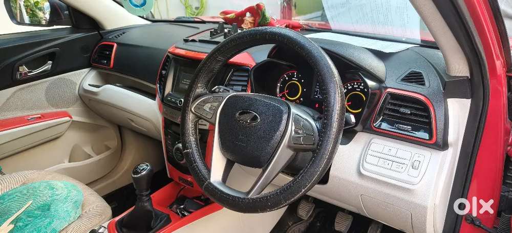 Xuv 300 1.5 Diesel Top Model W8 O, Under Extended Warranty,, Nil Dep I