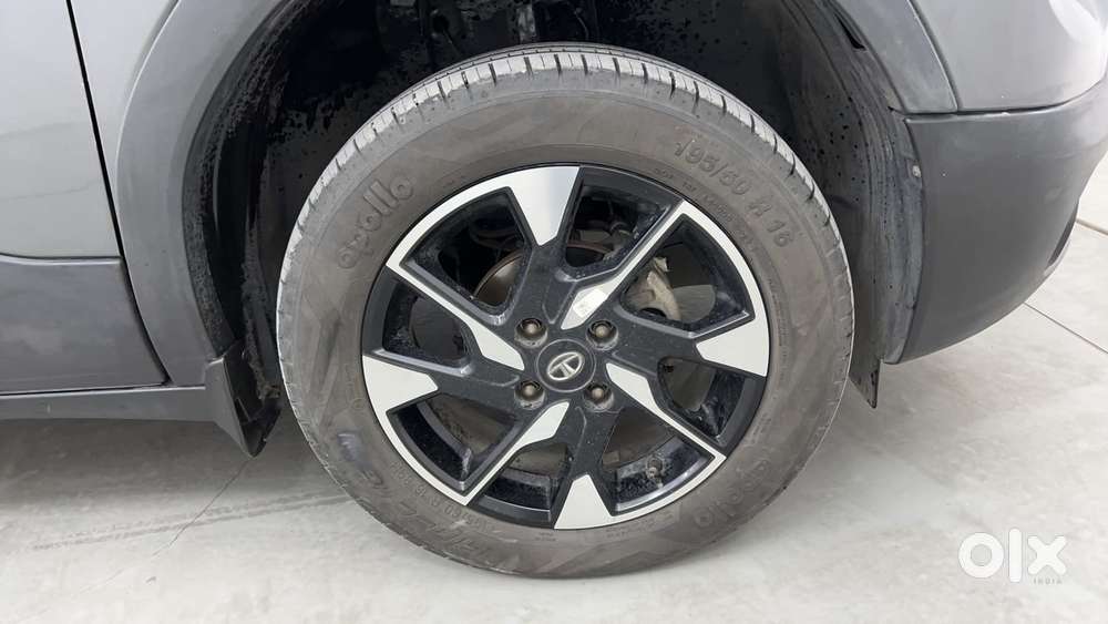 Tata Punch Creative Amt, 2022, Petrol