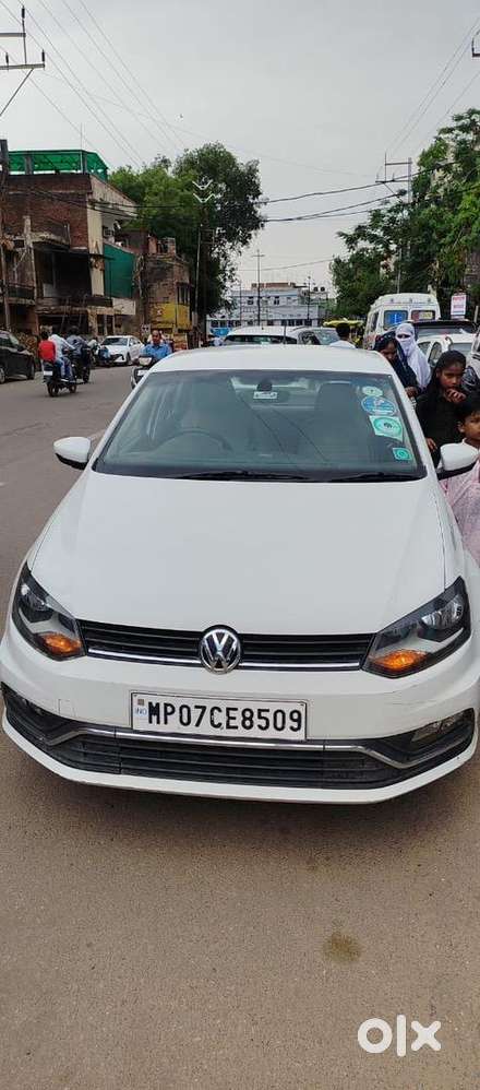 Volkswagen Ameo Petrol Well Maintained