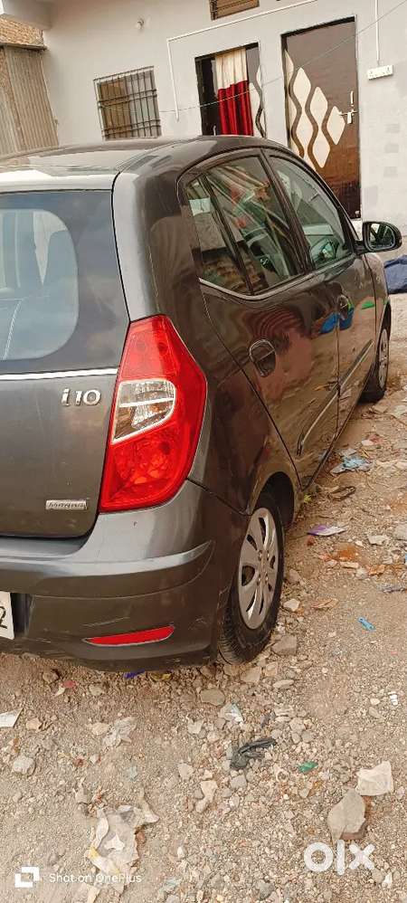 Hyundai I, 10 Magna