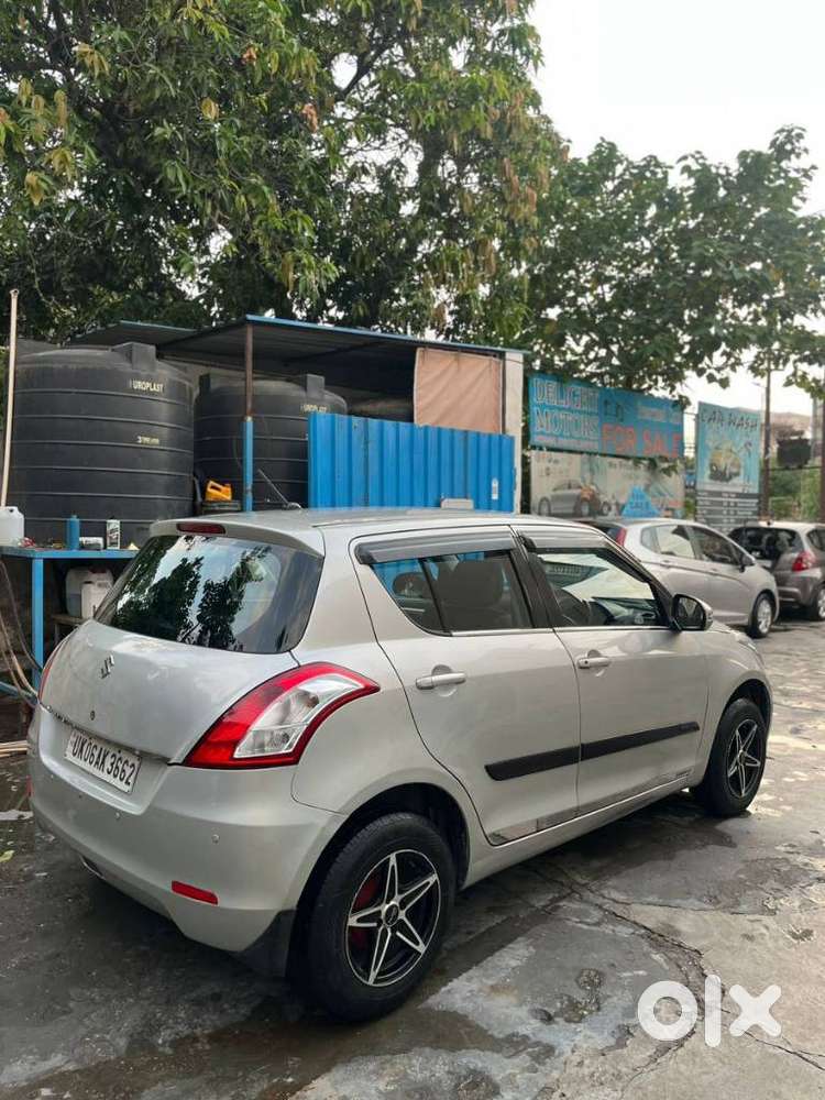 Maruti Suzuki Swift Vxi + Manual, 2016, Petrol