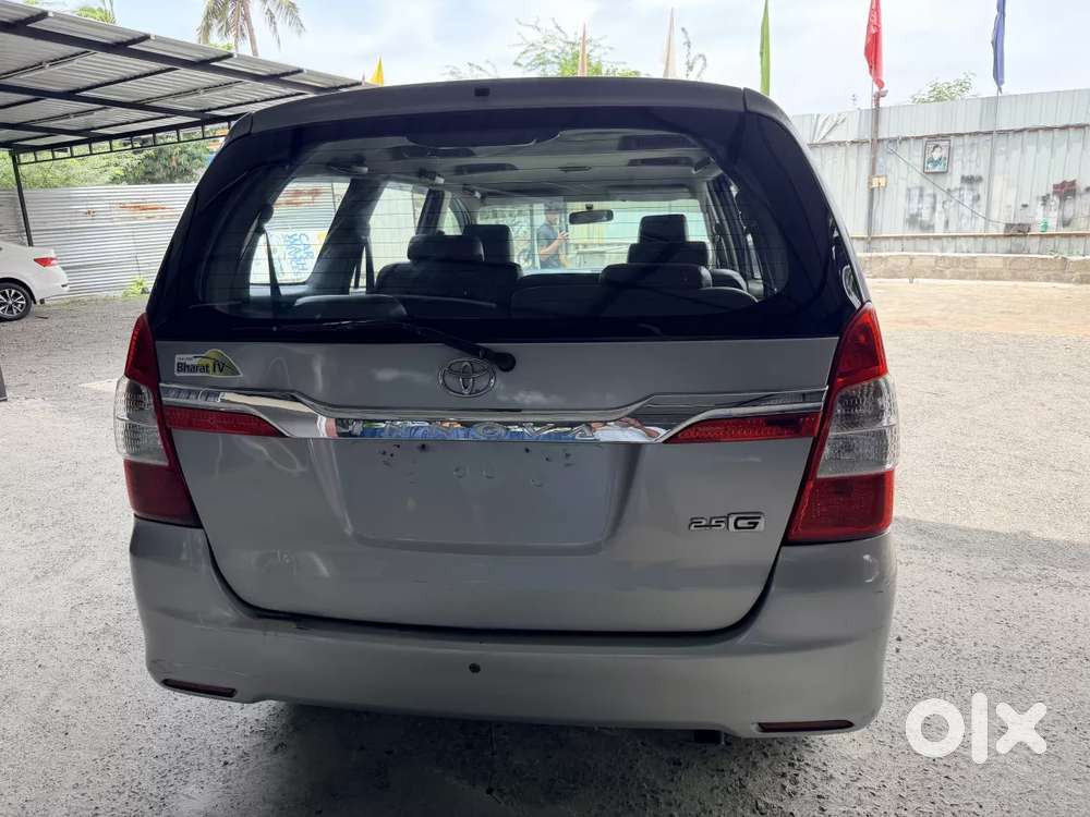 Toyota Innova 2.5 G (diesel) 8 Seater Bs Iv, 2015, Diesel