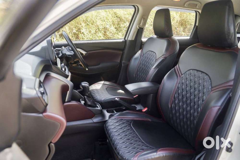 Maruti Suzuki Grand Vitara 1.5 Delta Smart Hybrid At, 2023, Petrol