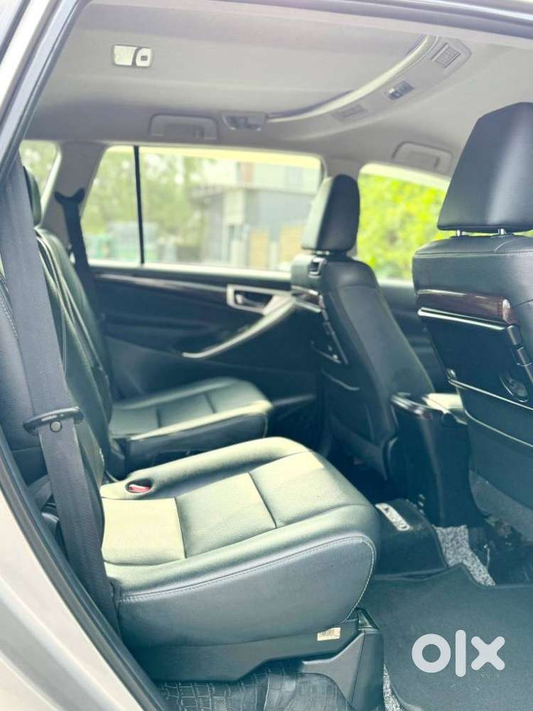 Toyota Innova Crysta 2.4 Z 7 Str, 2022, Diesel