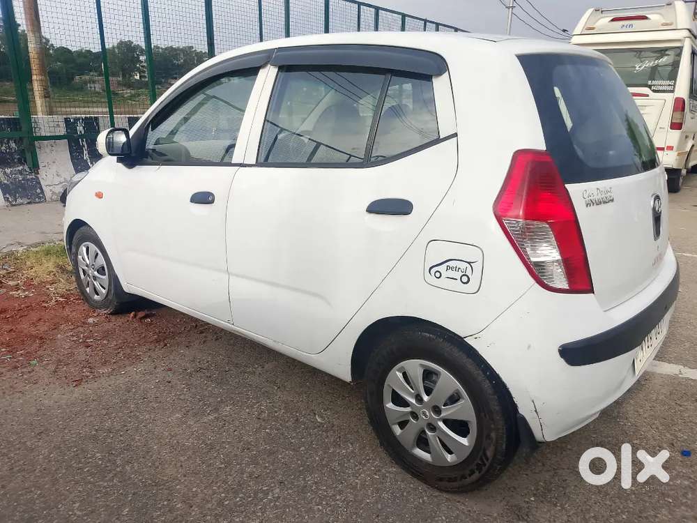 Hyundai I10 2009 Petrol 128000 Km Driven