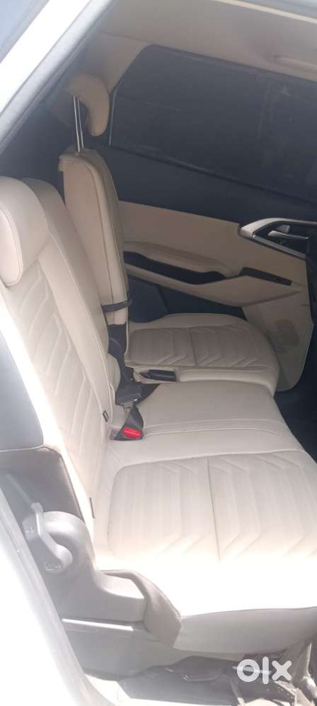 Kia Carens Luxury (o)1.5 Diesel At 7 Str, 2022, Diesel