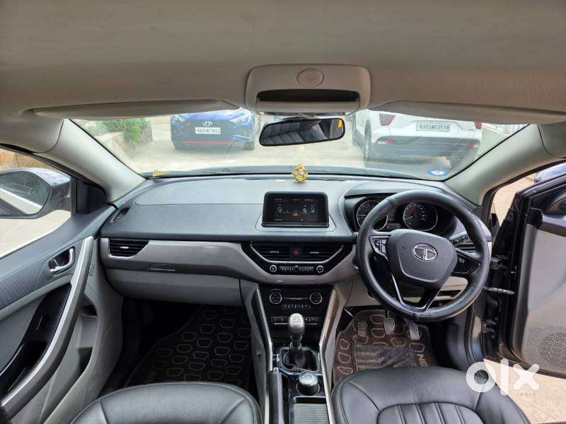 Tata Nexon 1.2 Revotron Xz Plus Dual Tone, 2019, Petrol