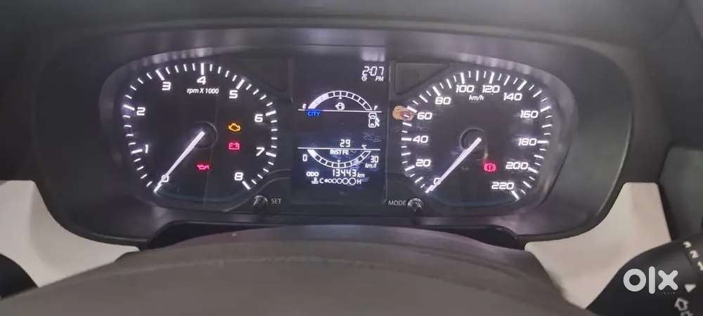 Tata Punch Rhythm 2022