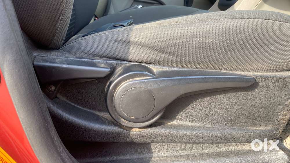 Tata Tiago 1.2 Revotron Xza, 2018, Petrol