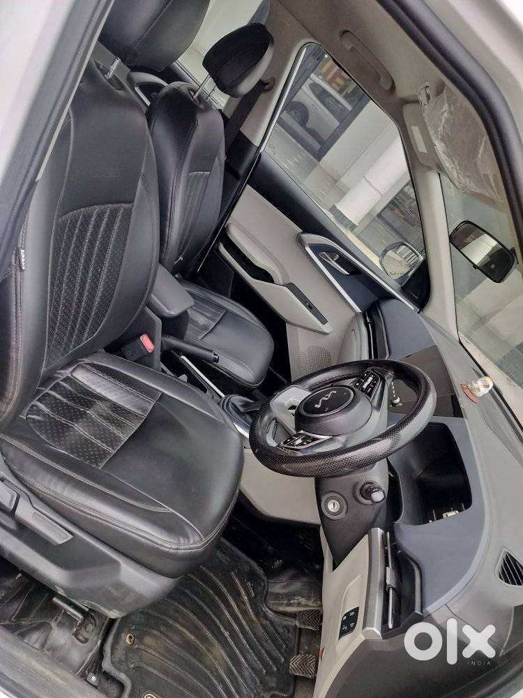 Kia Carens G 1.5 6mt Premium (o) 7-seater, 2025, Diesel