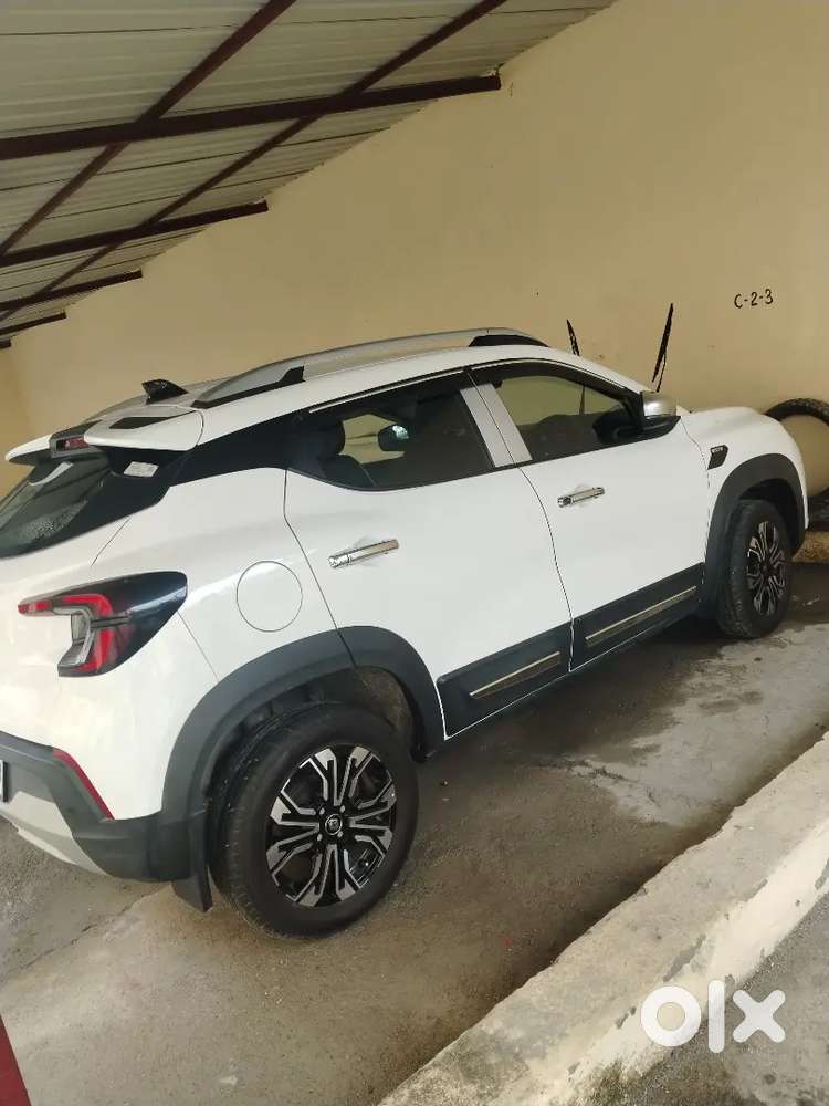 Renault Kiger 2024 Petrol 6500 Km Driven