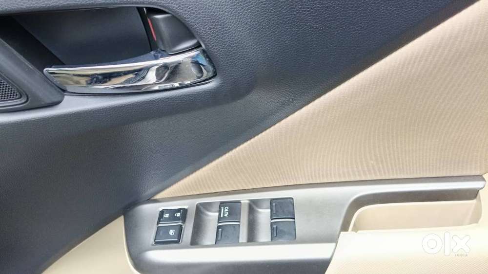 Honda City V Mt, 2015, Petrol