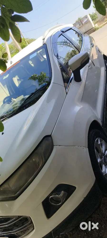 Ford Ecosport 20142015 Petrol 123000 Km Driven
