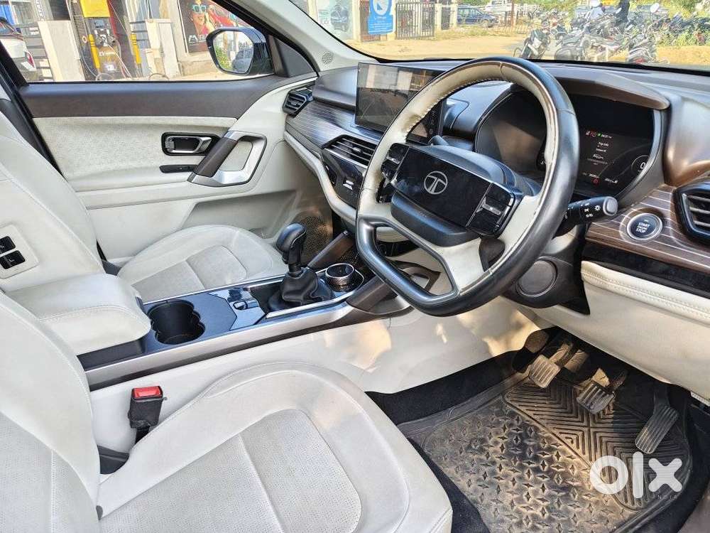Tata Safari Accomplished Dual Tone, 2024, Diesel