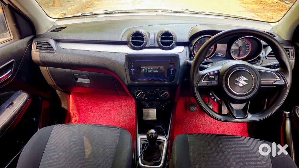 Maruti Suzuki Swift Vxi + Manual, 2023, Petrol